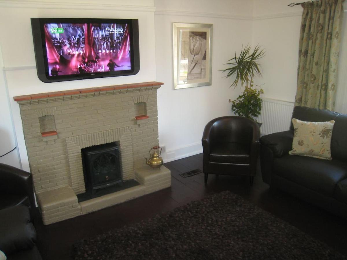 Arden Hill Farmhouse - Hot Tub, Snooker Table, Sleeps 16 Stratford-upon-Avon Eksteriør billede